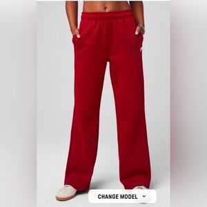 Women’s Fabletics Cozy Fleece Wide Leg Red Sweatpants NWT